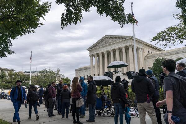 Supreme court outlet opening time
